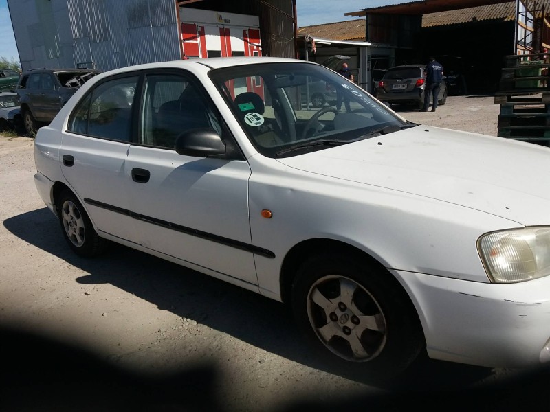 hyundai accent (lc) 1.3 cat   |   0.99 - ... | 1999 | 84 cv / 62 kw del año 1999