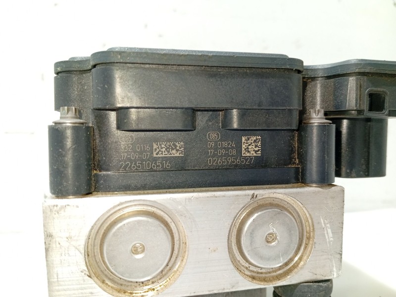 Recambio de abs para dacia sandero ii 1.5 dci referencia OEM IAM 476600188R 0265956527 2265106516