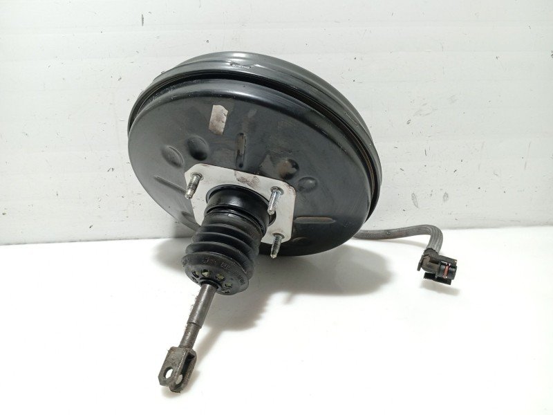 Recambio de servofreno para dacia sandero ii 1.5 dci referencia OEM IAM 472107479R  