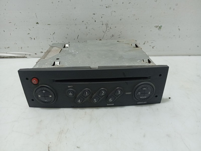 Recambio de sistema audio / radio cd para renault clio iii business referencia OEM IAM 8200607915T  