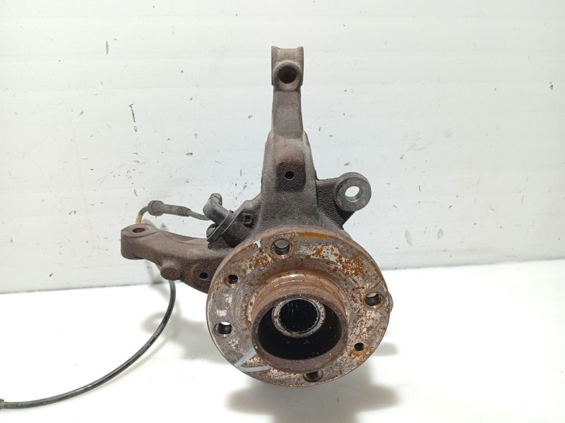 Recambio de mangueta delantera derecha para dacia sandero ii 1.5 dci referencia OEM IAM 400143444R 479104822R 