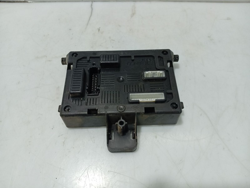 Recambio de modulo electronico para renault clio iii business referencia OEM IAM 82006522845  