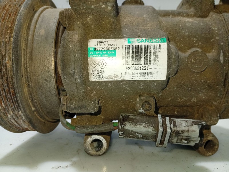 Recambio de compresor aire acondicionado para renault clio iii business referencia OEM IAM 8200953359  