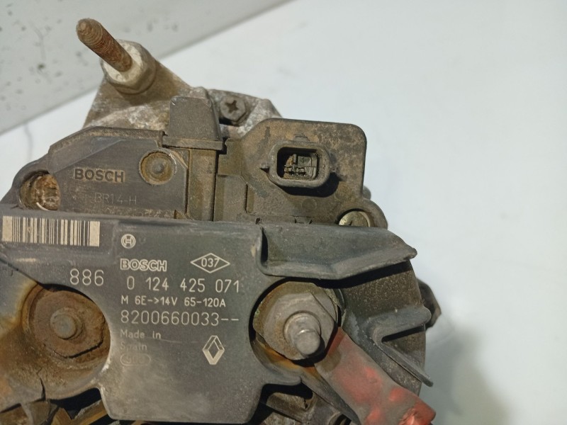 Recambio de alternador para renault clio iii business referencia OEM IAM 231008578R 8200360480 8200660033