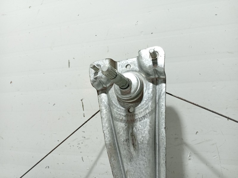 Recambio de elevalunas trasero derecho para dacia sandero ii 1.5 dci referencia OEM IAM 827202131R  