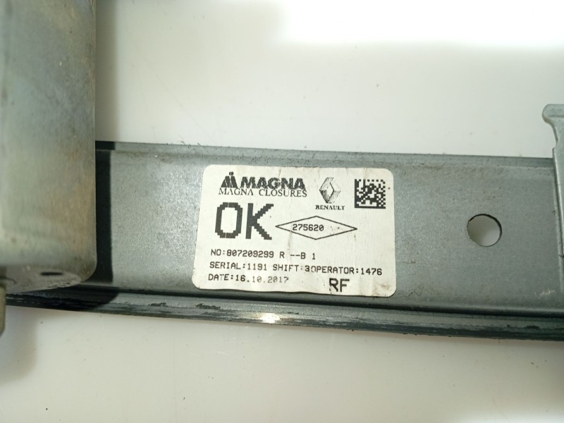 Recambio de elevalunas delantero derecho para dacia sandero ii 1.5 dci referencia OEM IAM 807209299R  