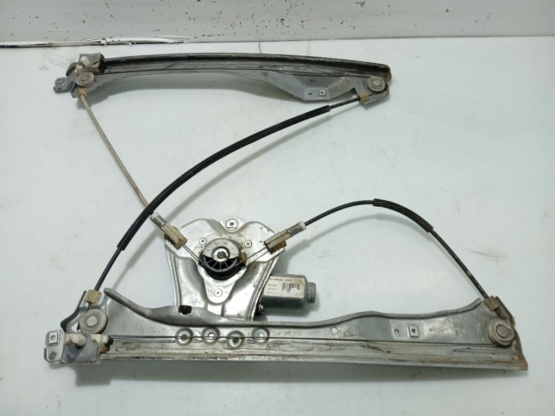 Recambio de elevalunas delantero izquierdo para renault clio iii business referencia OEM IAM 8200843592 8200291145J 981282103