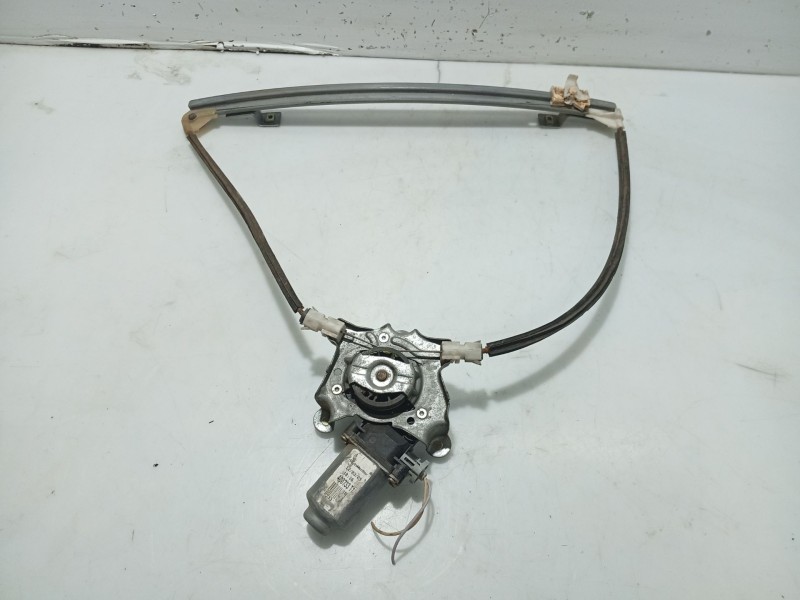 Recambio de elevalunas trasero izquierdo para renault clio iii business referencia OEM IAM  400733T1 