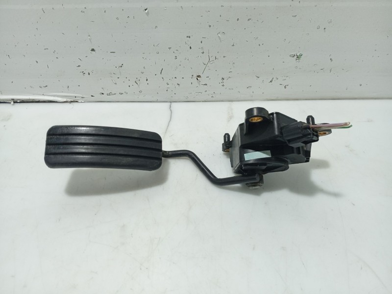 Recambio de potenciometro pedal para renault clio iii business referencia OEM IAM 8200297342  