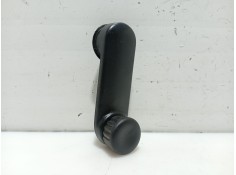 Recambio de maneta elevalunas trasera derecha para dacia sandero ii 1.5 dci referencia OEM IAM 8200673745  