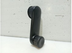 Recambio de maneta elevalunas trasera izquierda para dacia sandero ii 1.5 dci referencia OEM IAM 8200673745  