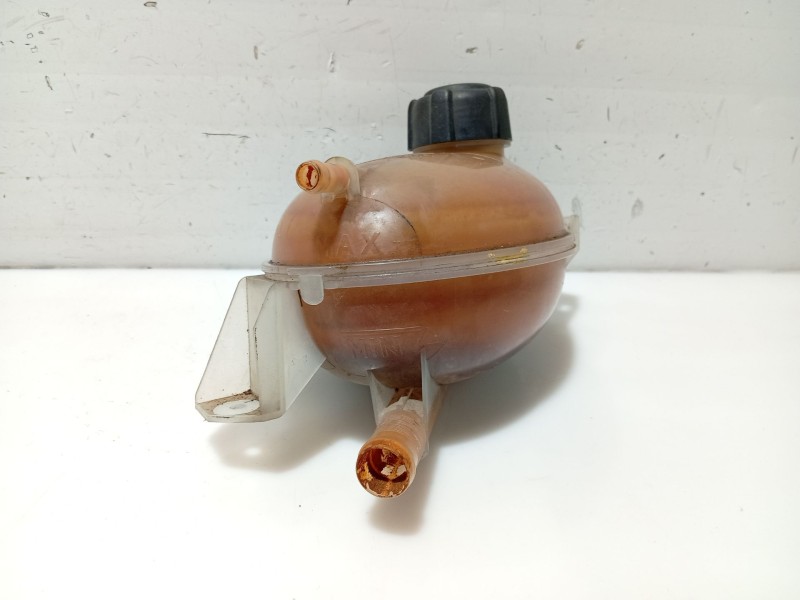 Recambio de deposito expansion para dacia sandero ii 1.5 dci referencia OEM IAM 217104354R 217107259R 