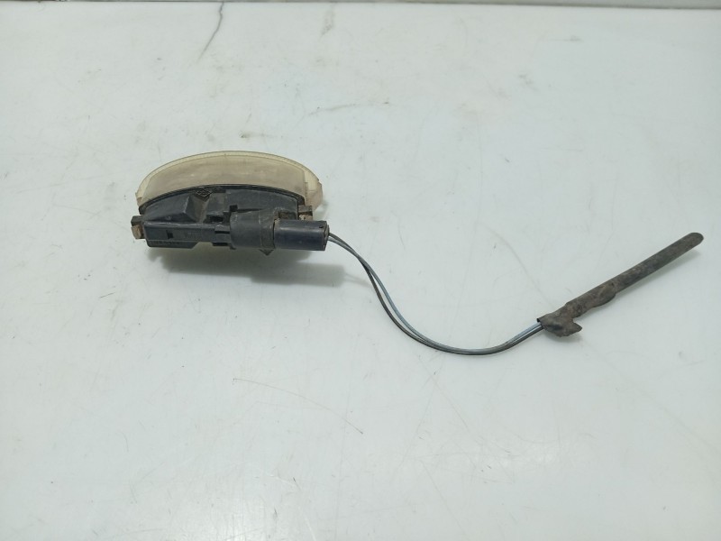 Recambio de piloto matricula para renault clio iii business referencia OEM IAM 7700410754  