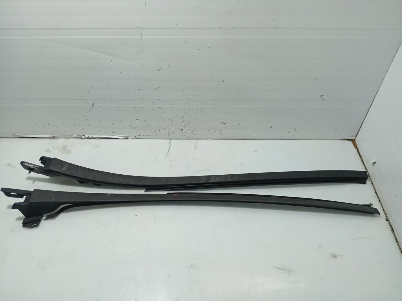 Recambio de moldura para renault clio iii business referencia OEM IAM   
