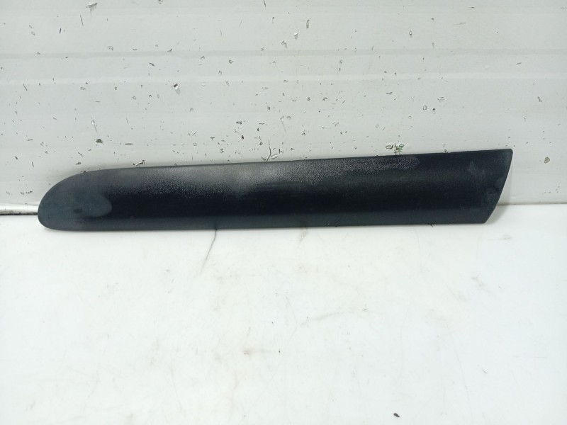 Recambio de moldura para renault clio iii business referencia OEM IAM   
