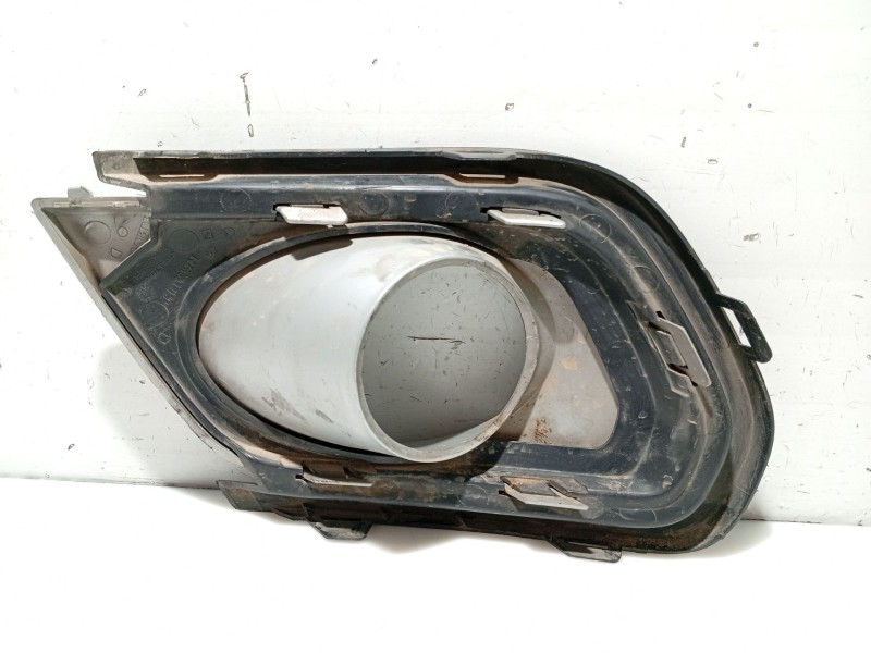 Recambio de moldura para dacia sandero ii 1.5 dci referencia OEM IAM 261A26247R 261A28671R 