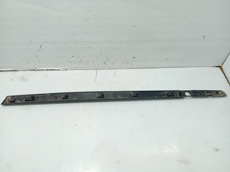 Recambio de moldura para renault clio iii business referencia OEM IAM   