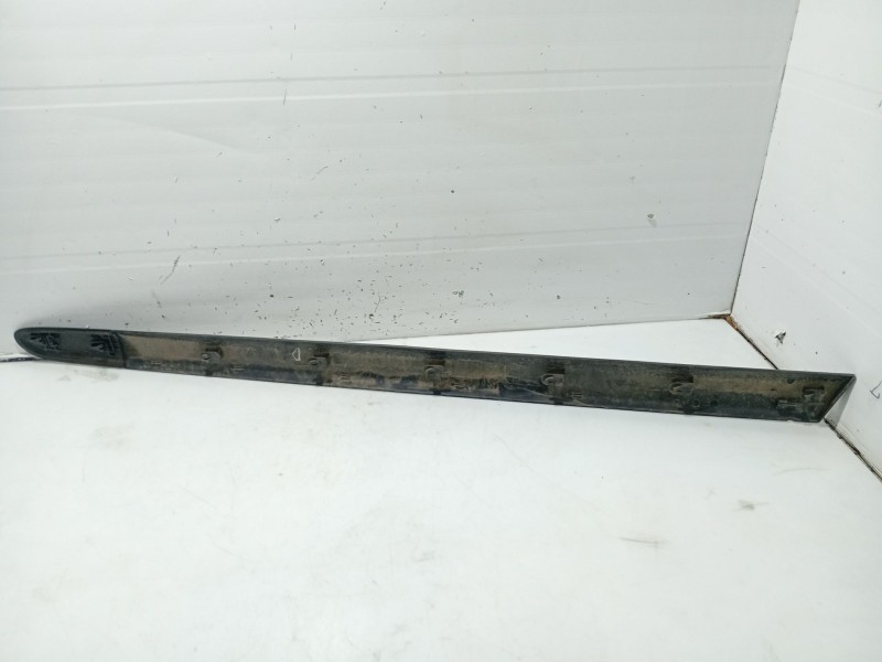 Recambio de moldura para renault clio iii business referencia OEM IAM  8200072238F 