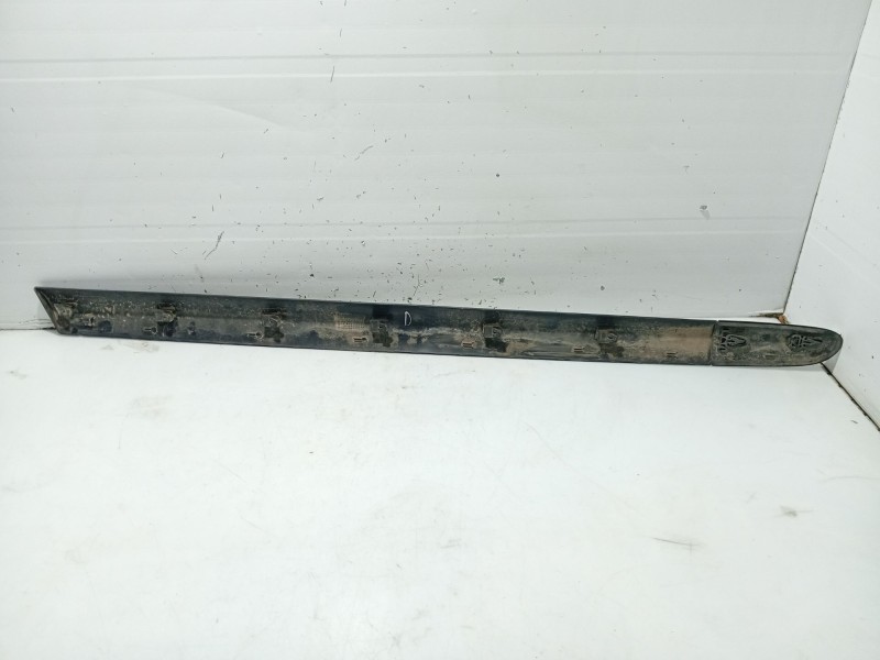 Recambio de moldura para renault clio iii business referencia OEM IAM  8200072237F 