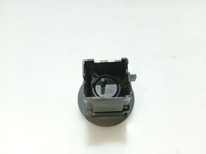 Recambio de interruptor para dacia sandero ii 1.5 dci referencia OEM IAM 681995427R  