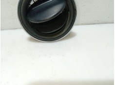 Recambio de aireador calefaccion para dacia sandero ii 1.5 dci referencia OEM IAM 687608758R 687604541R 687602251R 2