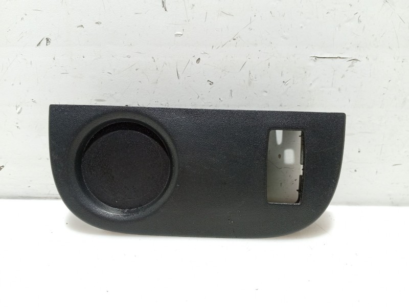 Recambio de moldura para dacia sandero ii 1.5 dci referencia OEM IAM 684937116R 684934791R 256330K