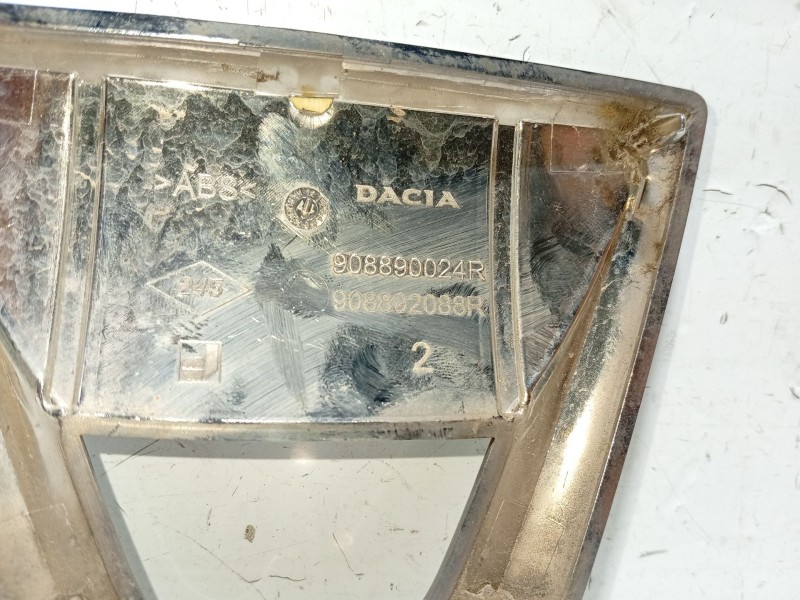 Recambio de moldura para dacia sandero ii 1.5 dci referencia OEM IAM 908890024R 908892088R 