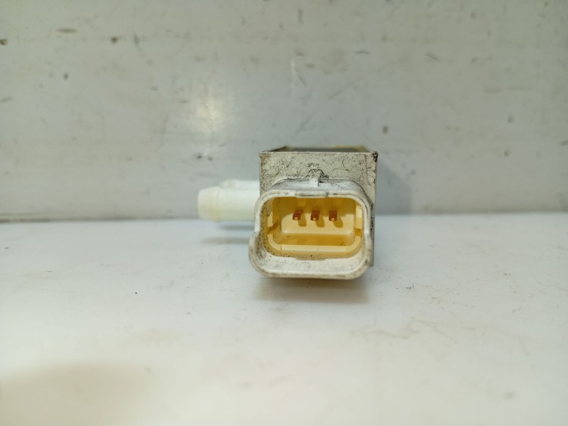 Recambio de sensor para dacia sandero ii 1.5 dci referencia OEM IAM 227701177R  