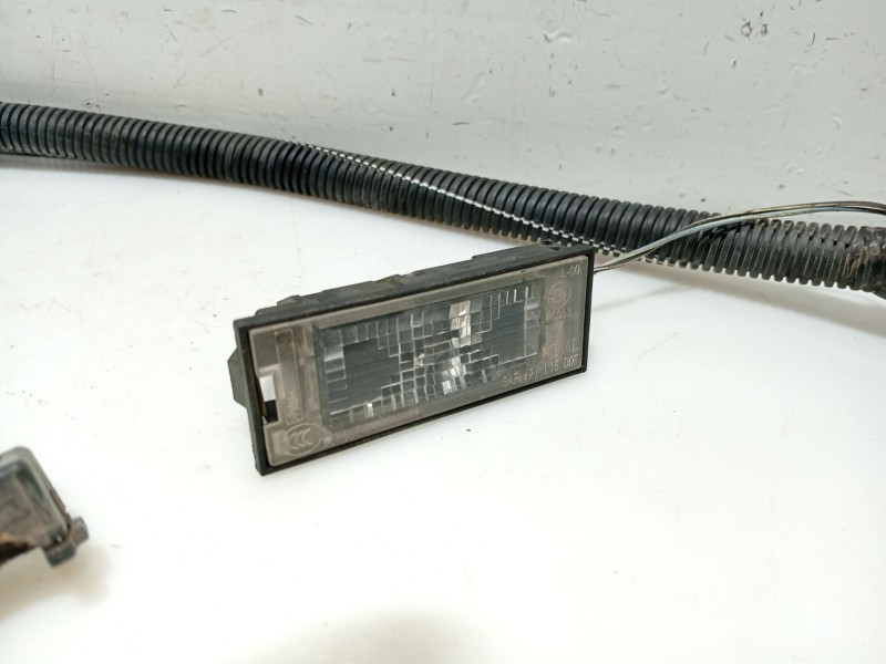 Recambio de piloto matricula para dacia sandero ii 1.5 dci referencia OEM IAM 8200480127 240157272R 