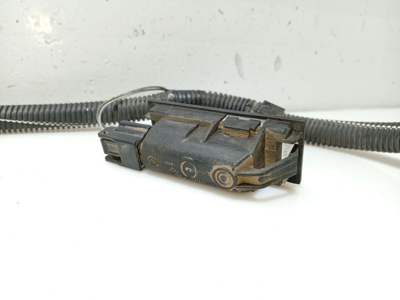 Recambio de piloto matricula para dacia sandero ii 1.5 dci referencia OEM IAM 8200480127 240157272R 