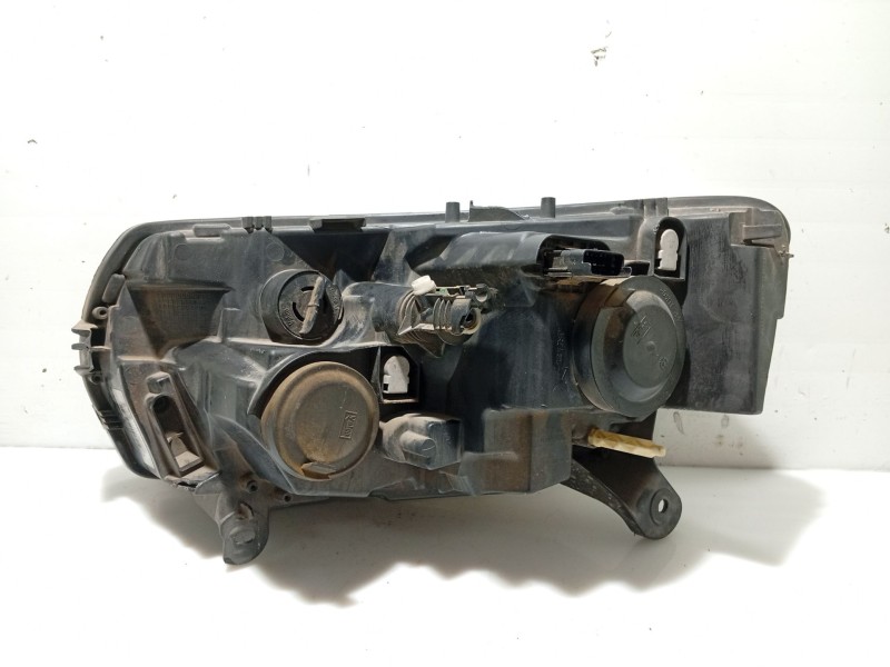 Recambio de faro derecho para dacia sandero ii 1.5 dci referencia OEM IAM 260105344R  