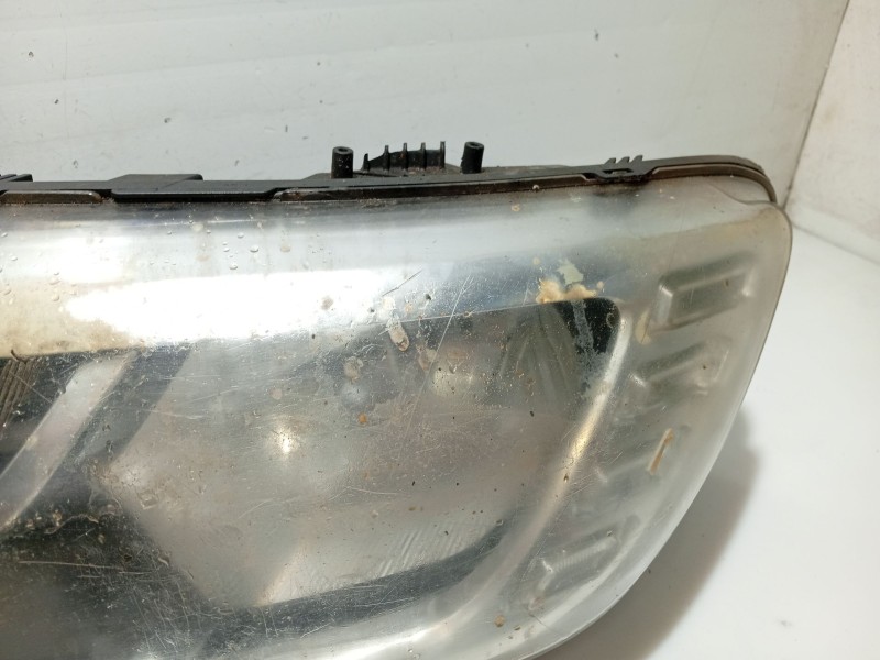 Recambio de faro izquierdo para dacia sandero ii 1.5 dci referencia OEM IAM 260601236R  