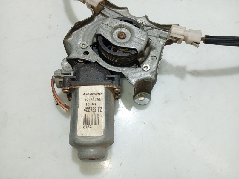 Recambio de elevalunas trasero derecho para renault clio iii business referencia OEM IAM 8200291155  