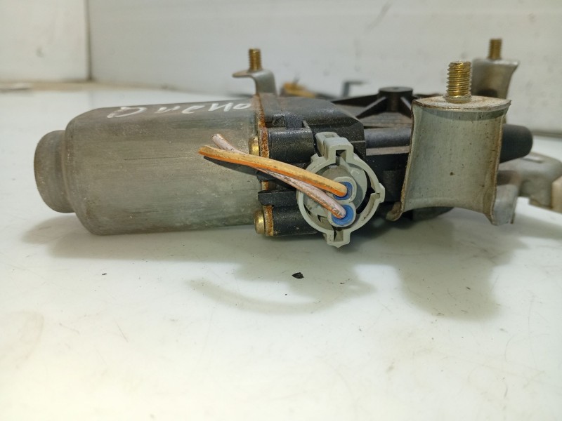 Recambio de elevalunas trasero derecho para renault clio iii business referencia OEM IAM 8200291155  