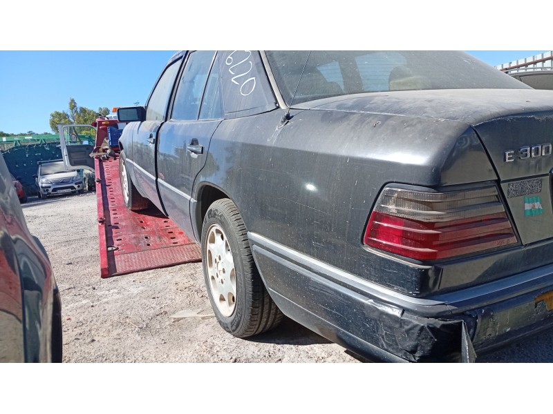 mercedes-benz clase e (w124) del año 1994
