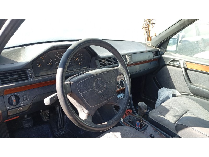 mercedes-benz clase e (w124) del año 1994