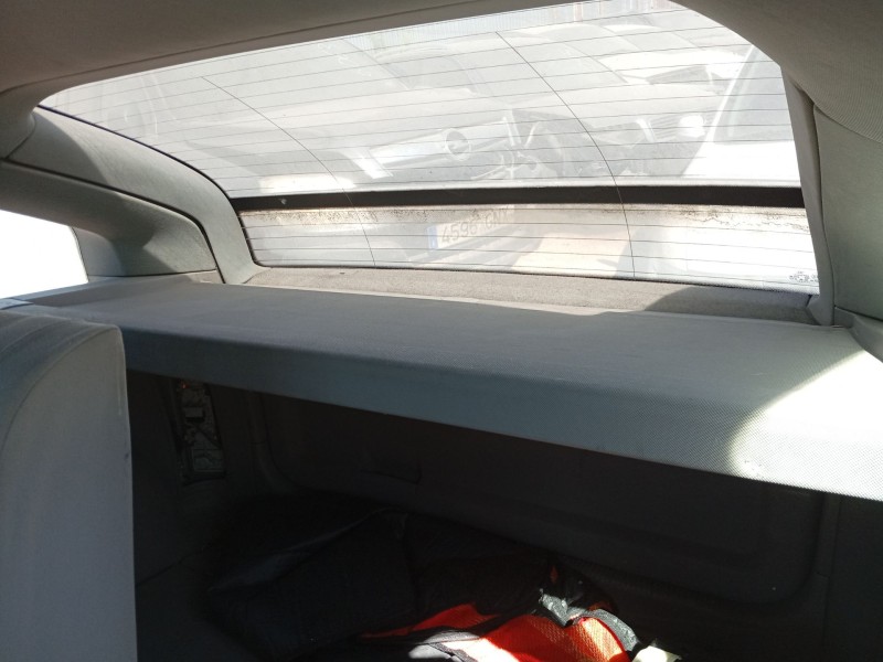 audi a2 (8z0) del año 2002