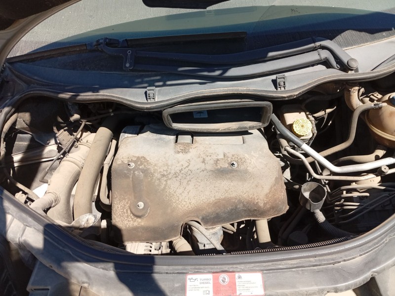 audi a2 (8z0) del año 2002