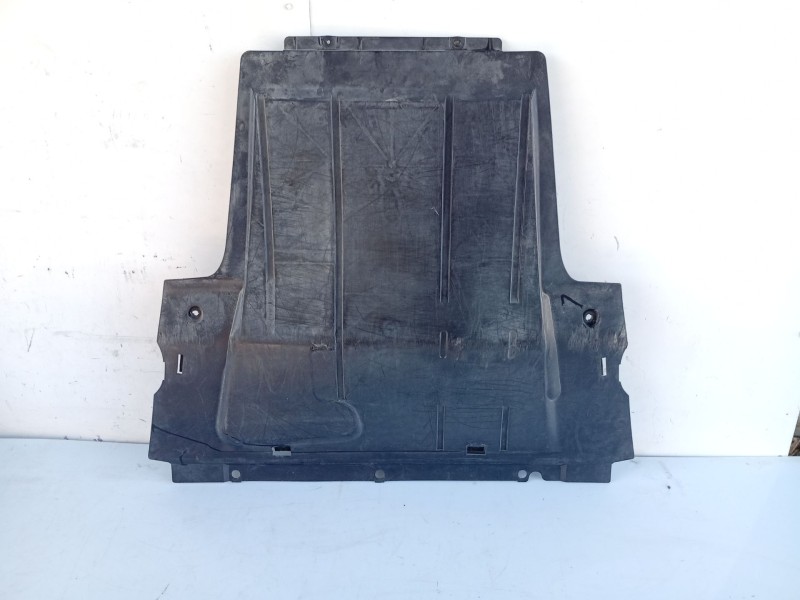 Recambio de cubrecarter para renault megane scenic rxe 1.6 16v referencia OEM IAM 8200368372  
