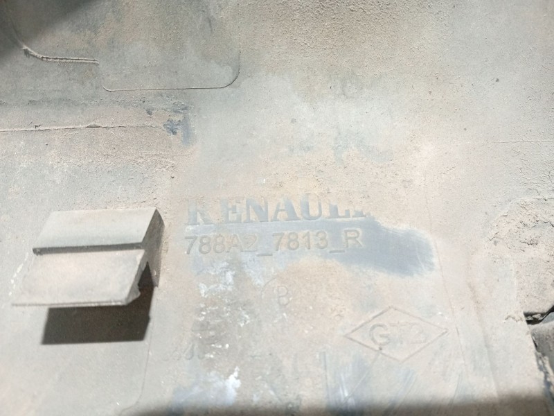 Recambio de aletin trasero derecho para dacia sandero ii 1.5 dci referencia OEM IAM 788A27813R  