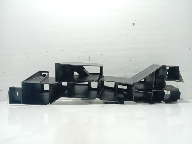 Recambio de moldura para dacia sandero ii 1.5 dci referencia OEM IAM 850933575R  