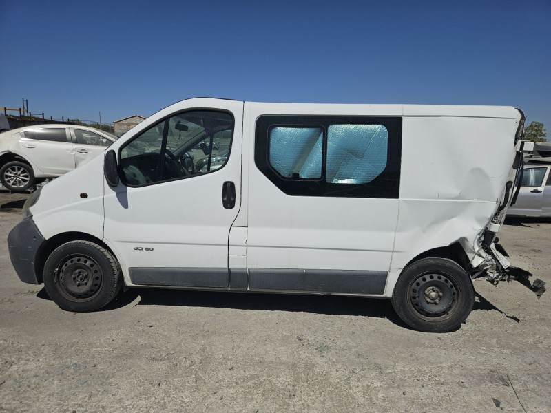 nissan primastar autobús (x83) del año 2001