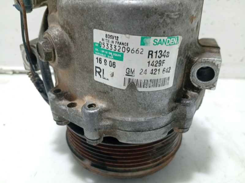 Recambio de compresor aire acondicionado para opel combo (corsa c) 1.7 16v cdti referencia OEM IAM 24421642  1429F
