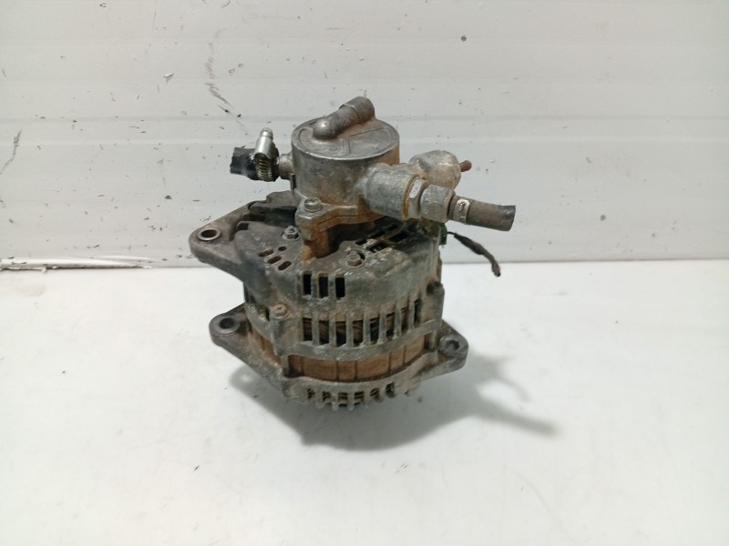 Recambio de alternador para opel combo (corsa c) 1.7 16v cdti referencia OEM IAM 606009984 2542850b 