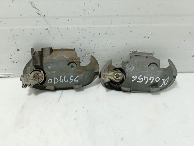 Recambio de bombin puerta delantera izquierda para opel combo (corsa c) 1.7 16v cdti referencia OEM IAM   