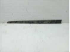 Recambio de moldura puerta trasera derecha para renault laguna ii grandtour (kg0/1_) 1.9 dci (kg0g) referencia OEM IAM    2