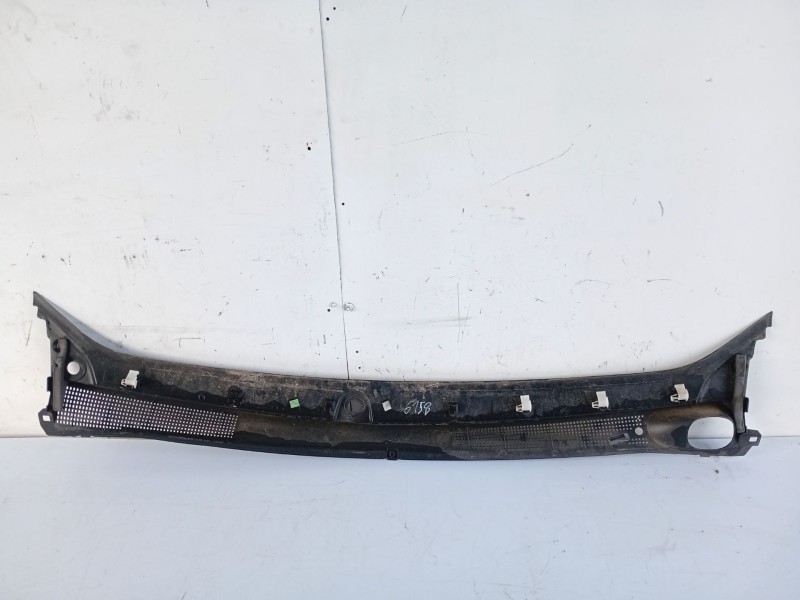 Recambio de moldura para dacia sandero ii 1.5 dci referencia OEM IAM 668113292R 668113105R 