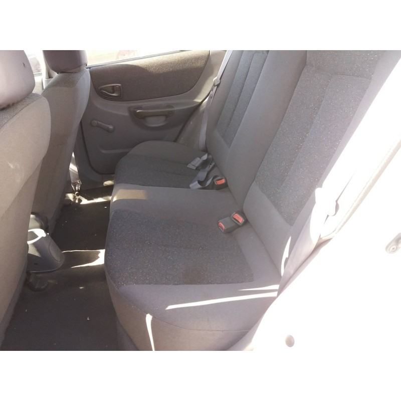 hyundai accent (lc) 1.3 cat   |   0.99 - ... | 1999 | 84 cv / 62 kw del año 1999