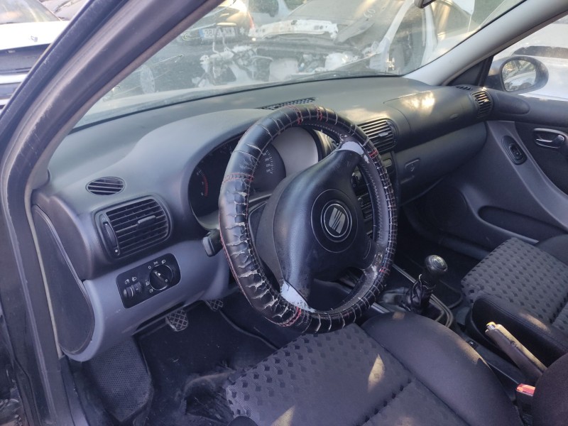 seat leon (1m1) del año 2001