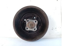 Recambio de buje trasero izquierdo para dacia sandero ii 1.5 dci referencia OEM IAM 8200927687  